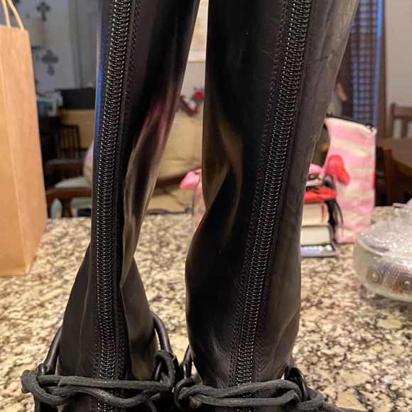 TOM FORD GUCCI BLACK HORSE-BIT TIE BOOTS - Picture 2 of 7